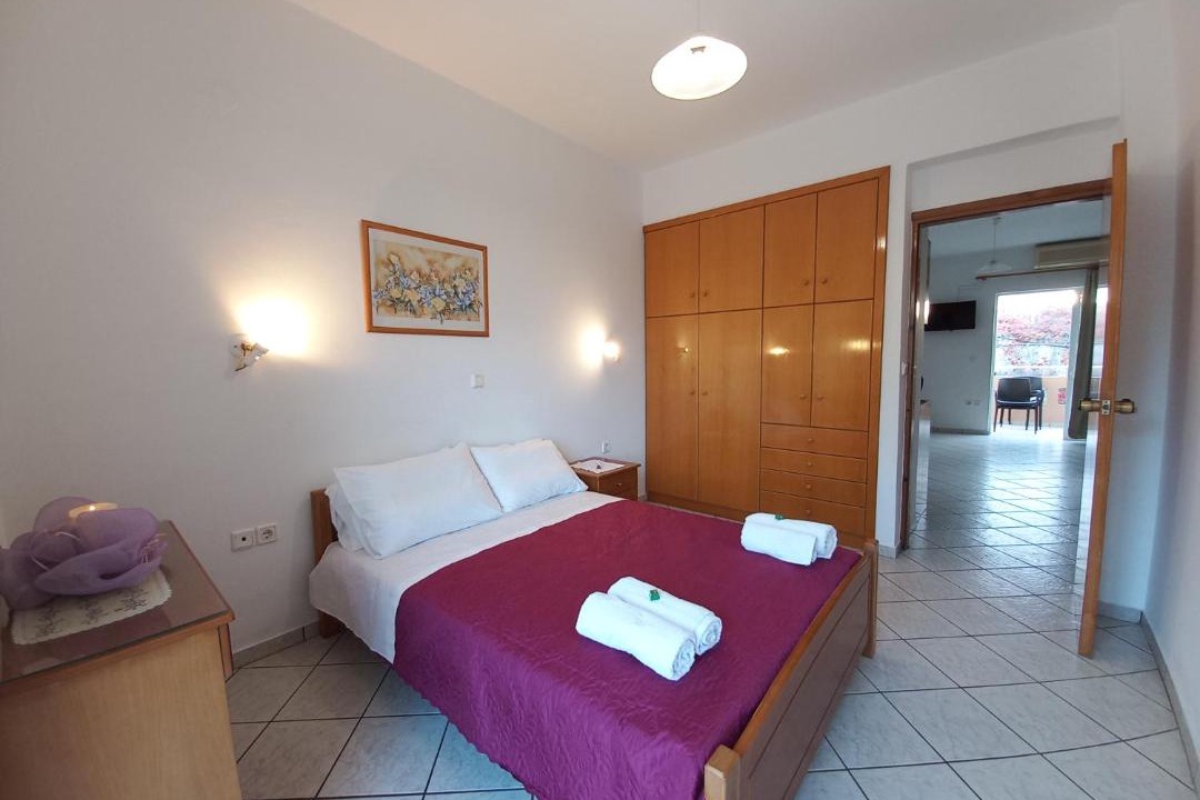 Photo of Bedroom in Platanias Town