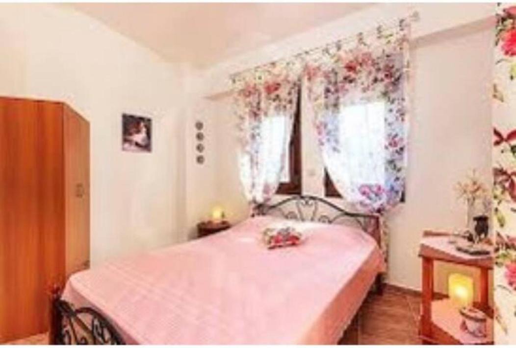 Photo of Bedroom in Skala Potamias