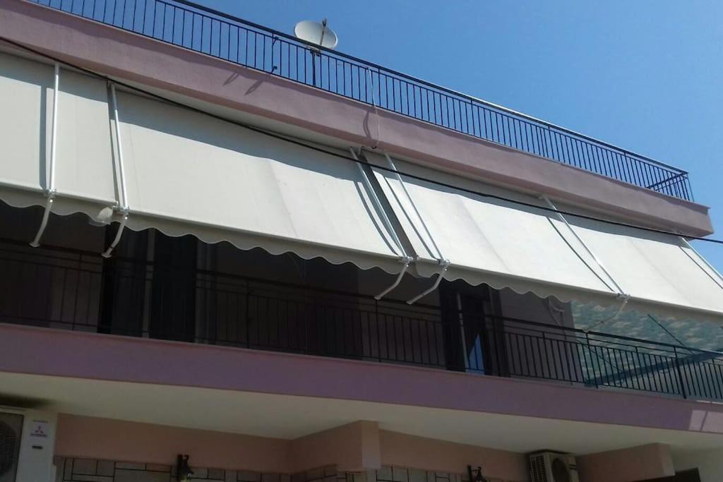 Photo of Buildings in Amarinthos