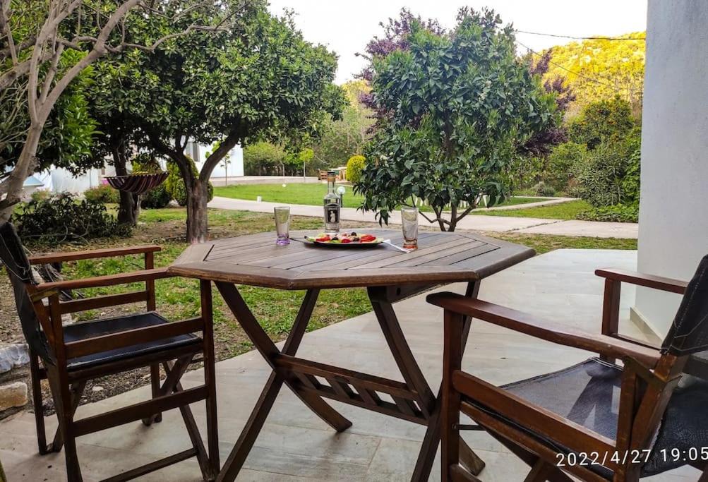 Photo of Patio Balcony in Trygonas