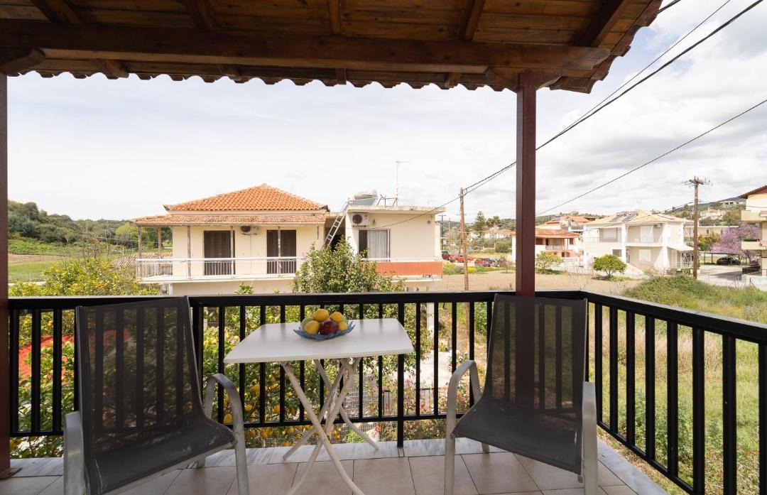 Photo of Patio Balcony in Foinikounta