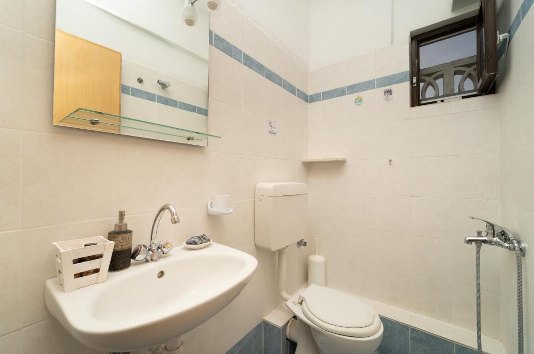 Photo of Bathroom in Foinikounta