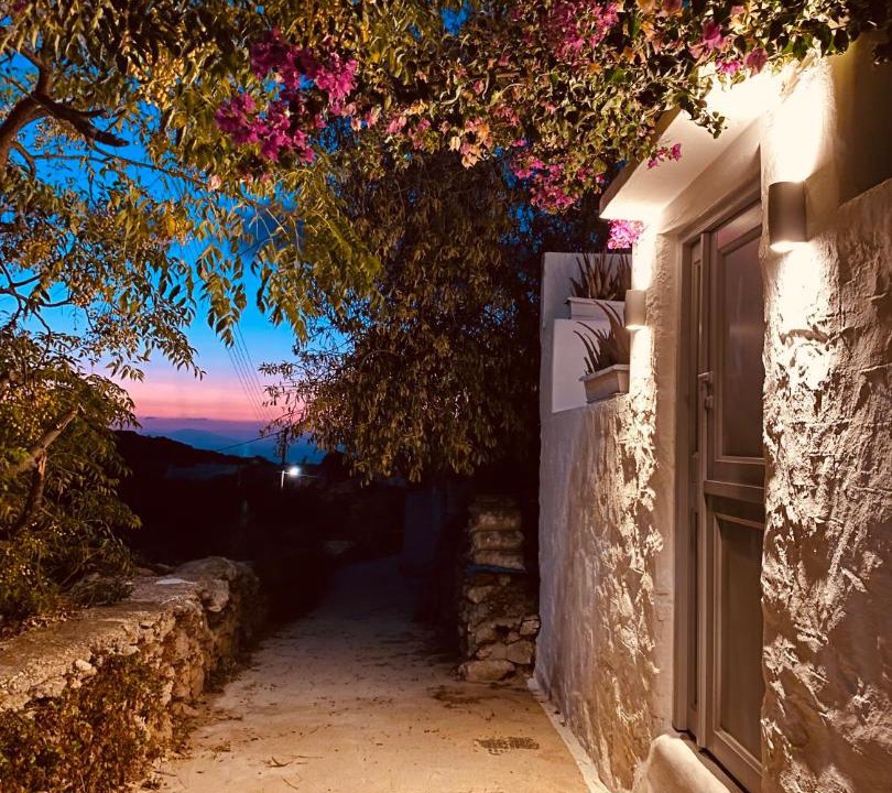 Photo of Buildings in Aegiali
