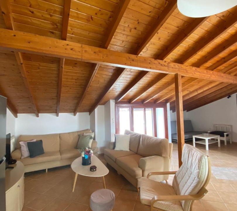 Photo of Livingroom in Ireon