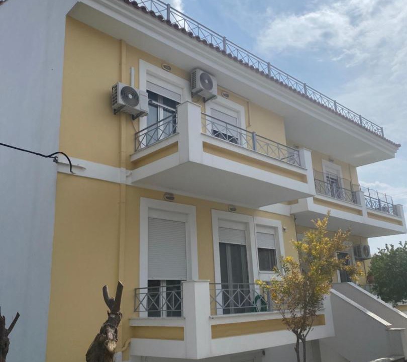 Photo of Buildings in Ireon