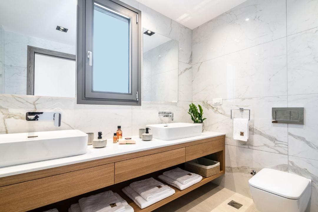 Photo of Bathroom in Neromilos