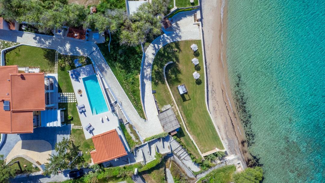 Photo of Others in Neromilos