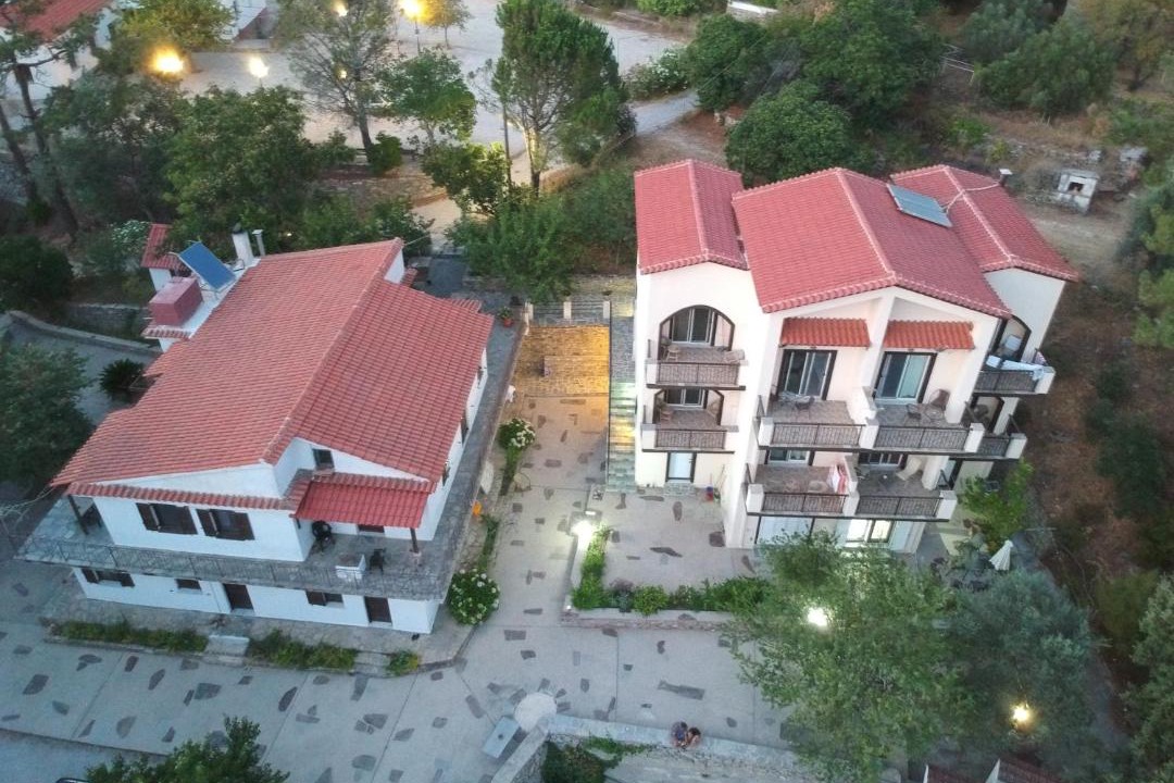 Photo of Others in Armenistis