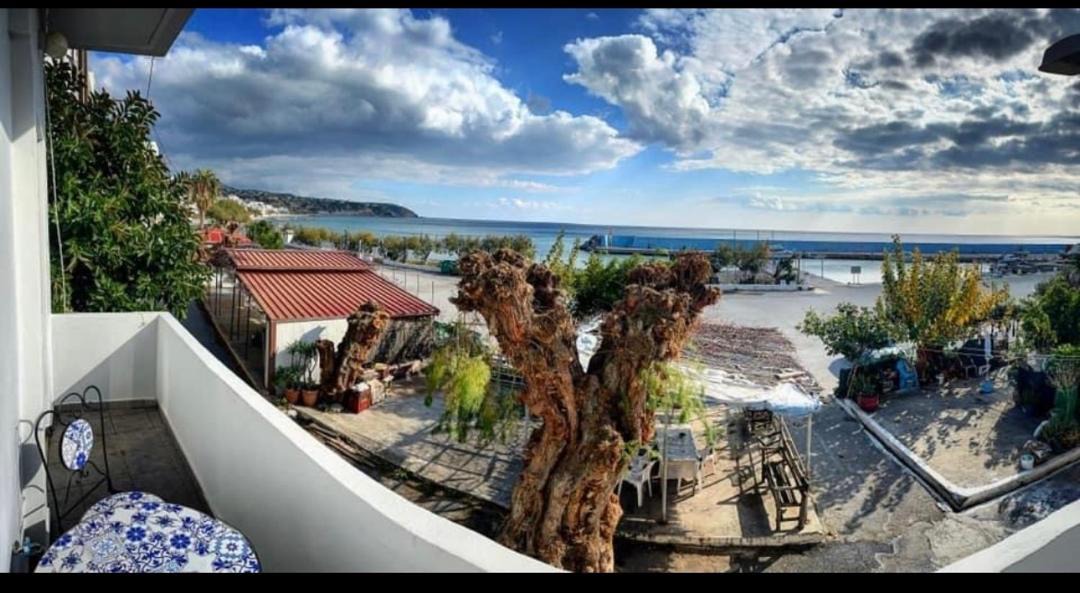 Photo of Patio Balcony in Tsoutsouros
