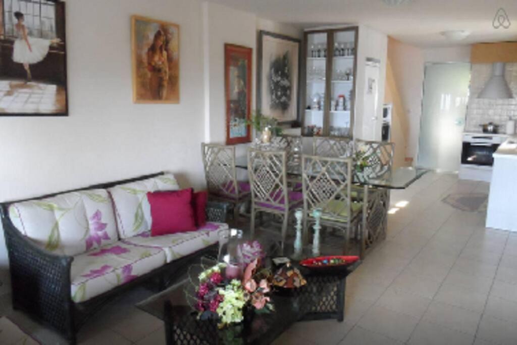 Photo of Livingroom in Kato Diminio