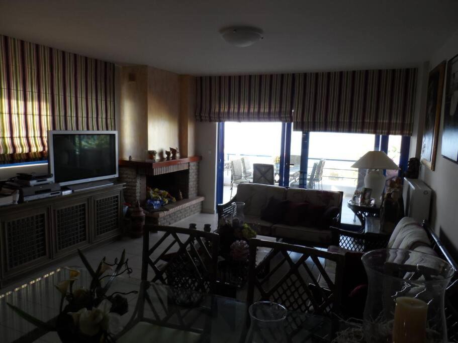 Photo of Livingroom in Kato Diminio