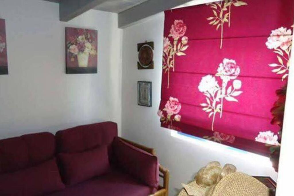 Photo of Livingroom in Kato Diminio