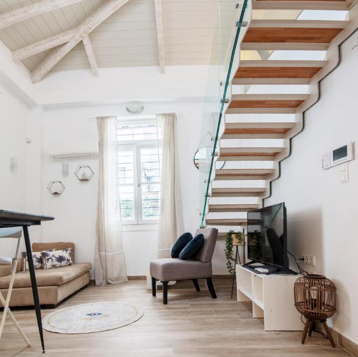 Photo of Livingroom in Exarhia