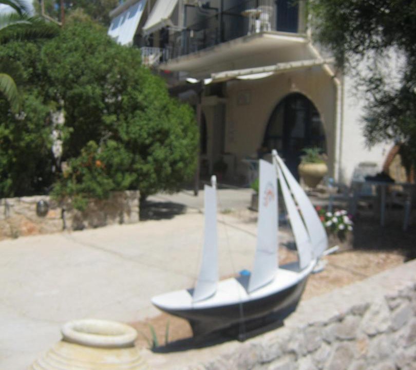 Photo of Others in Iria