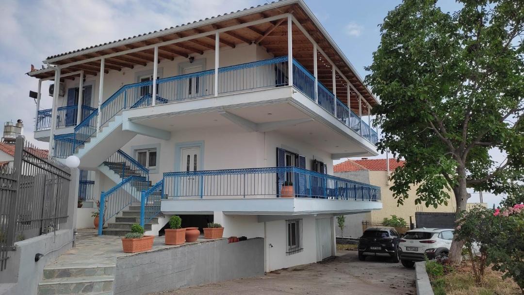 Photo of Buildings in Messini