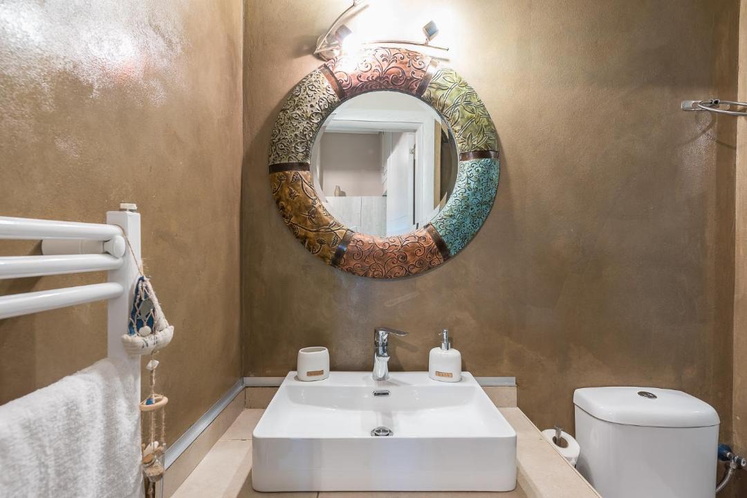Photo of Bathroom in Exarhia