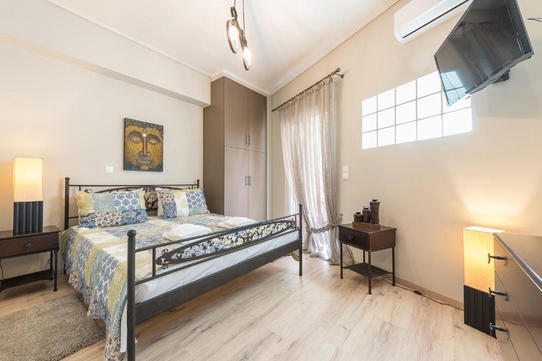 Photo of Bedroom in Exarhia
