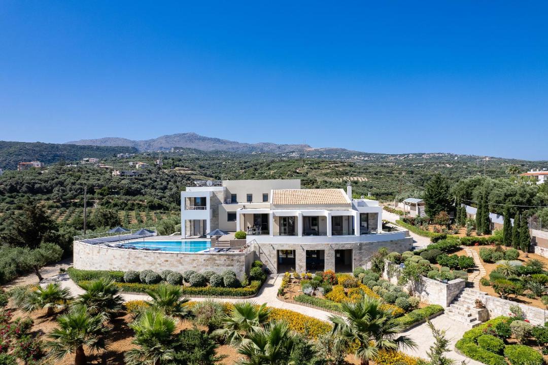 Photo of Buildings in Xiro Chorio