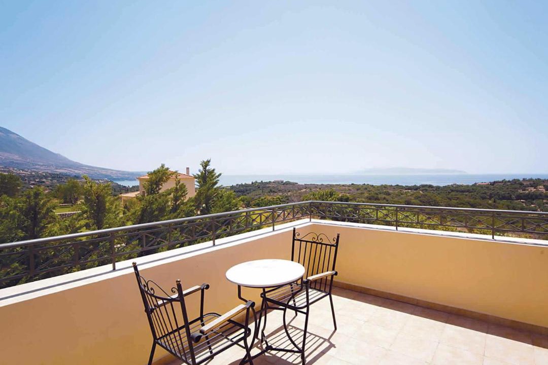Photo of Patio Balcony in Karavados