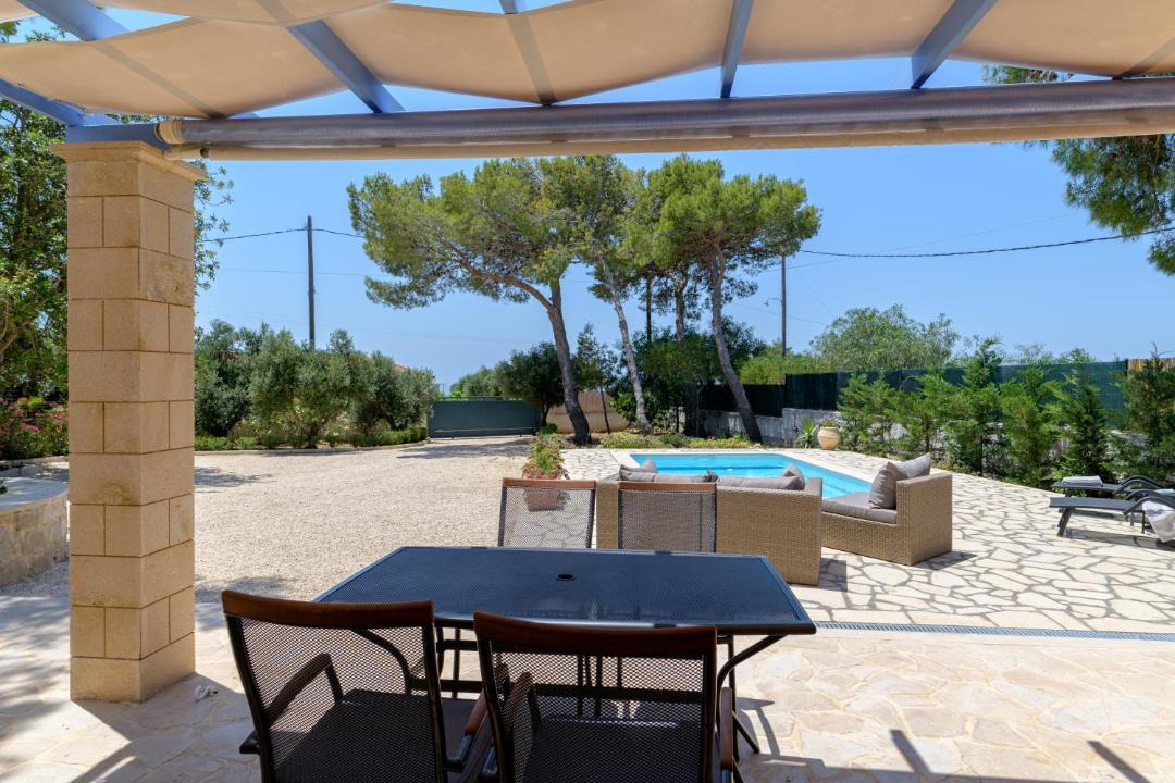 Photo of Patio Balcony in Chavriata
