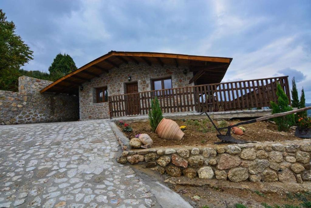 Photo of Buildings in Mesaia Trikala