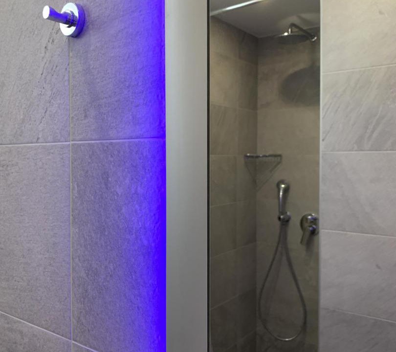 Photo of Bathroom in Ios