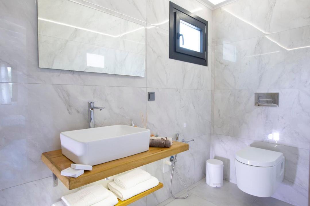 Photo of Bathroom in Evgiros