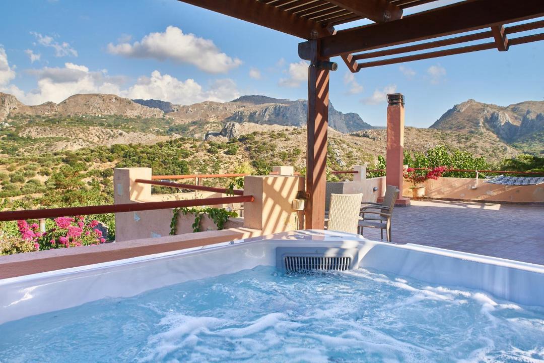 Photo of Outdoor in Latziana