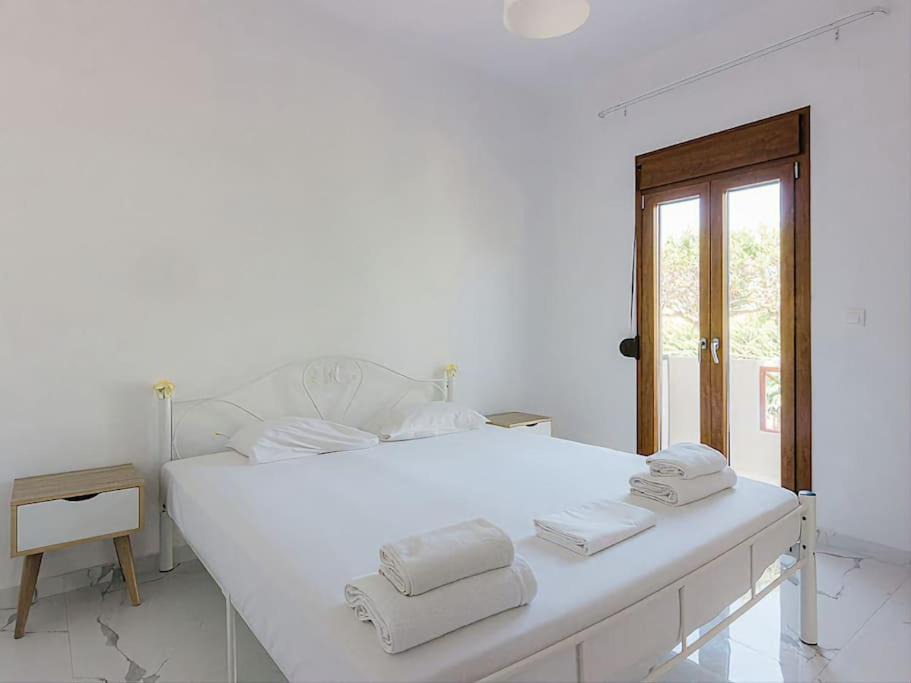 Photo of Bedroom in Analipsi