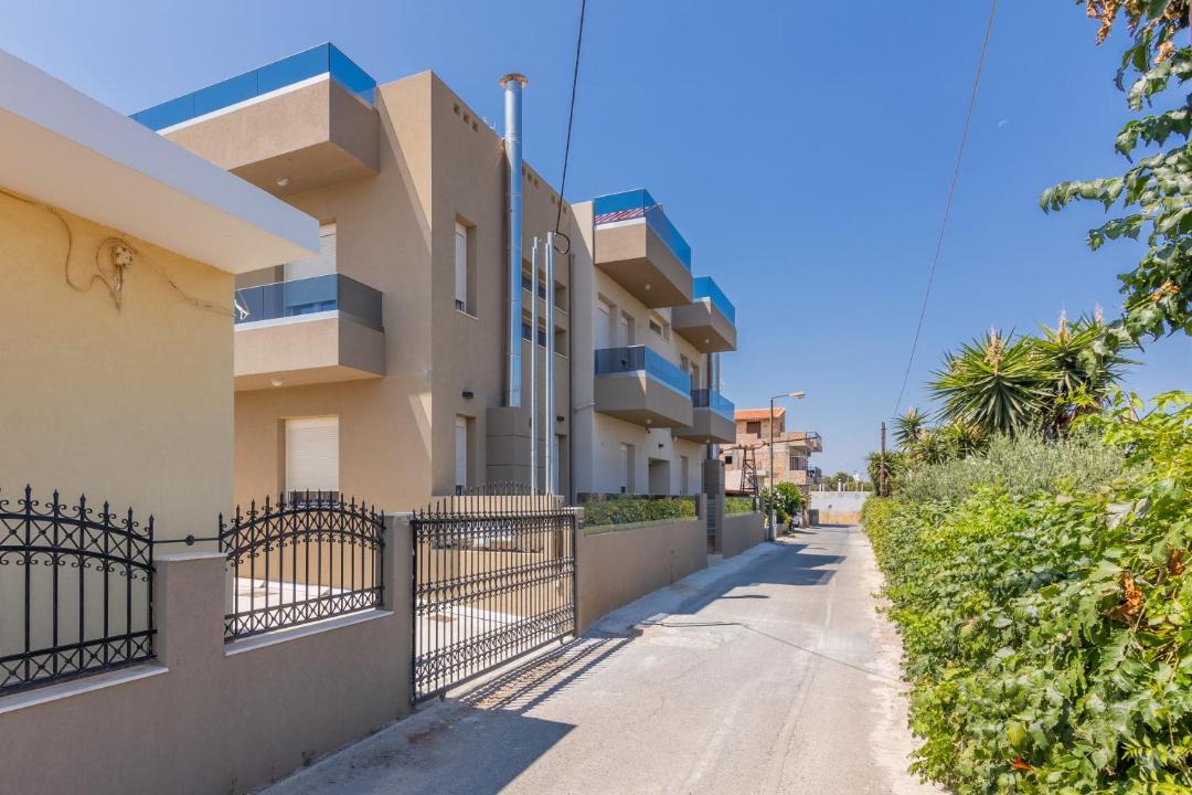 Photo of Buildings in Agkisaras