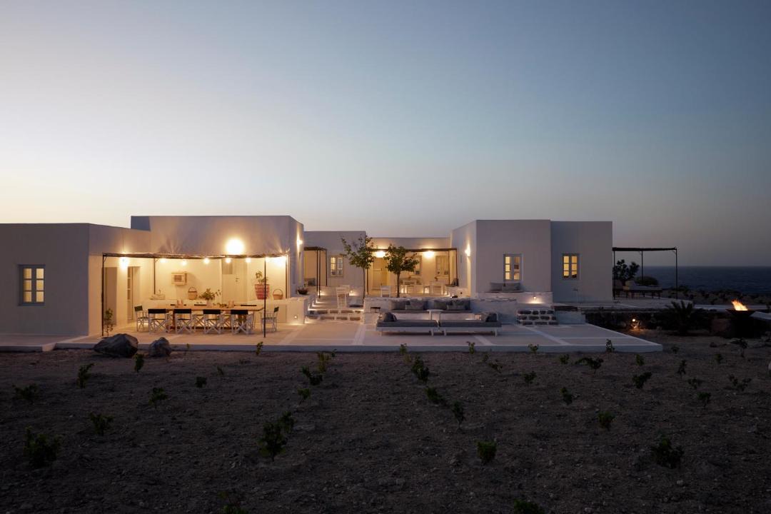 Photo of Buildings in Therasia