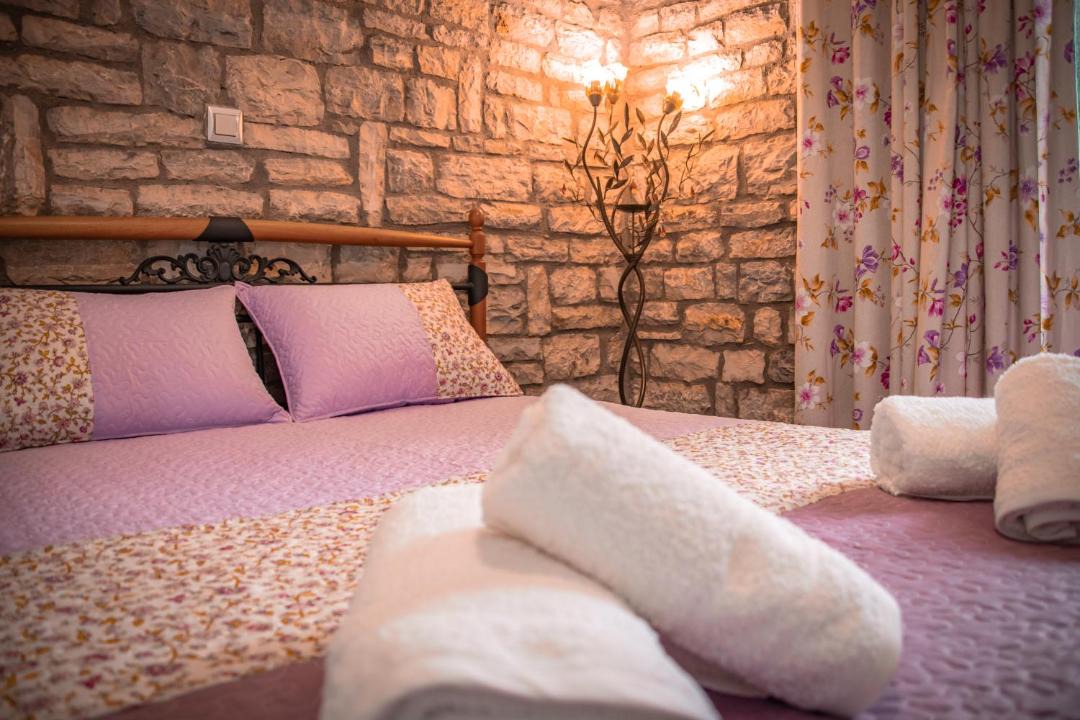 Photo of Bedroom in Messaia