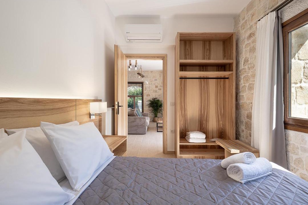 Photo of Bedroom in Theriso