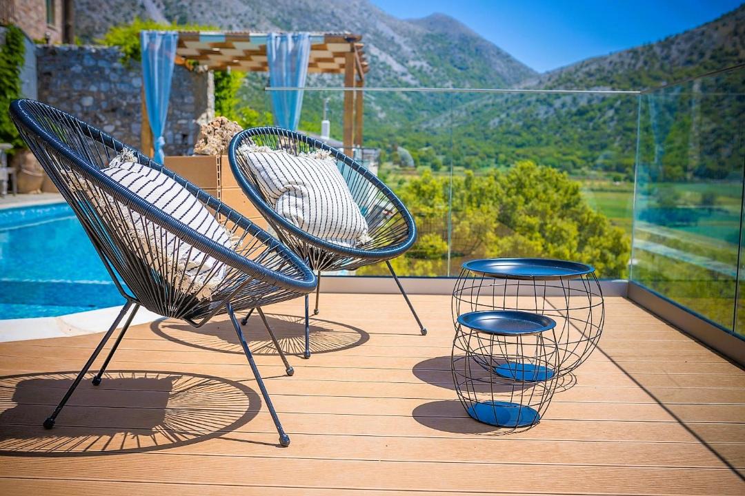 Photo of Patio Balcony in Goni