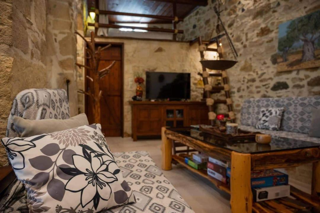 Photo of Livingroom in Petrokefalo