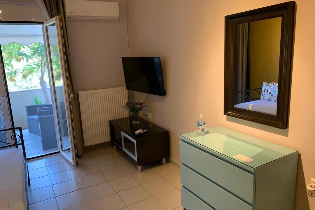 Photo of Others in Kokkini Chani