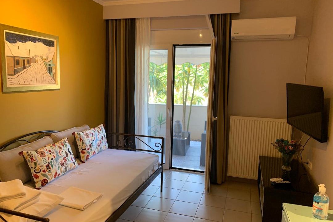 Photo of Others in Kokkini Chani