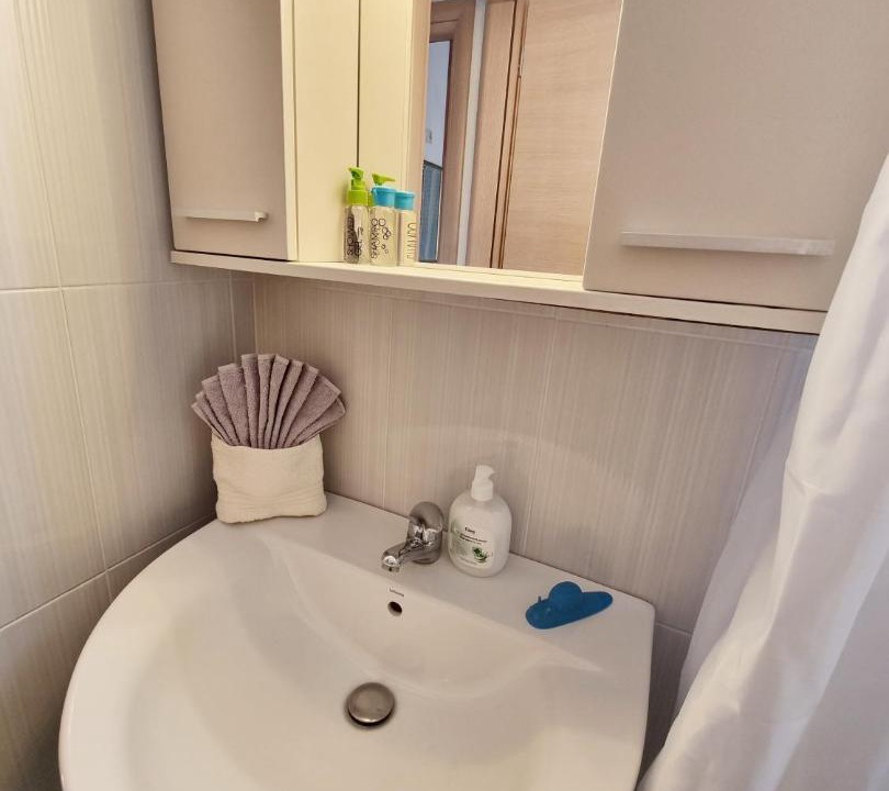 Photo of Bathroom in Golden Beach