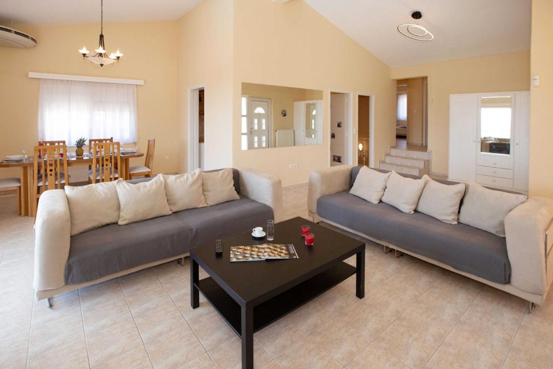 Photo of Livingroom in Theologos