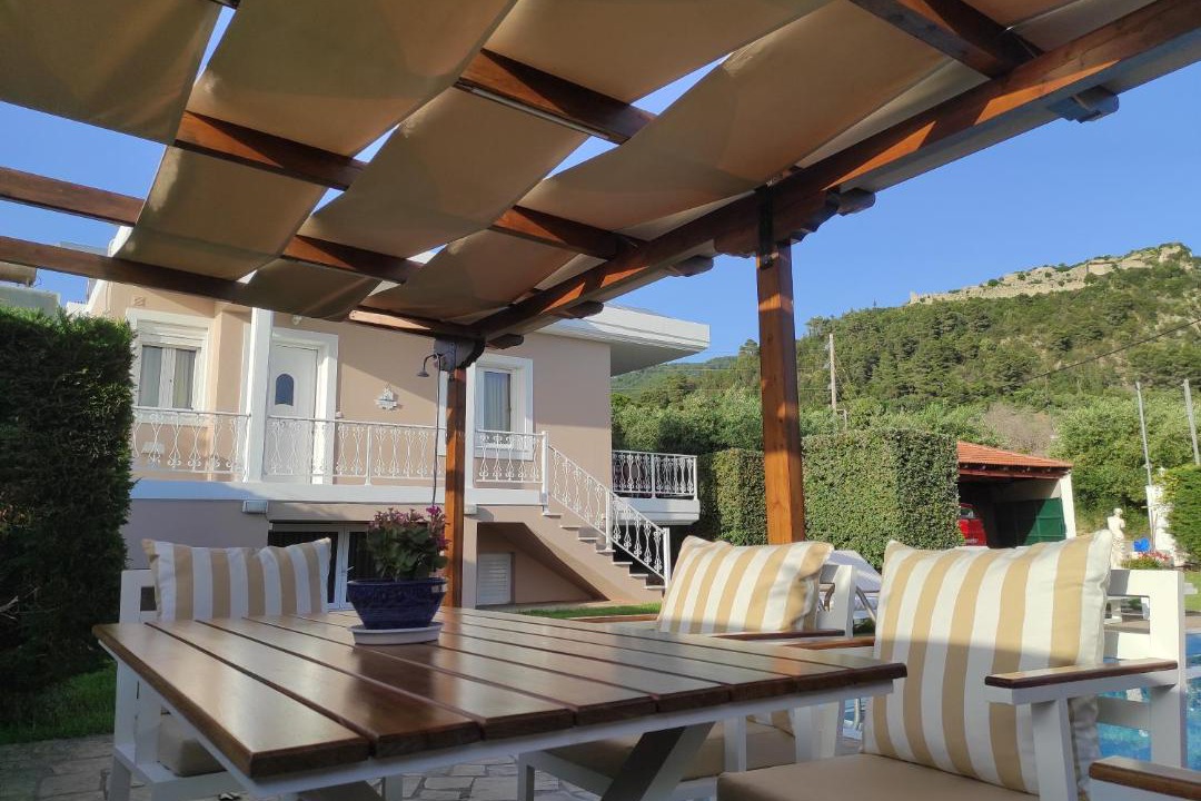 Photo of Patio Balcony in Zalongo