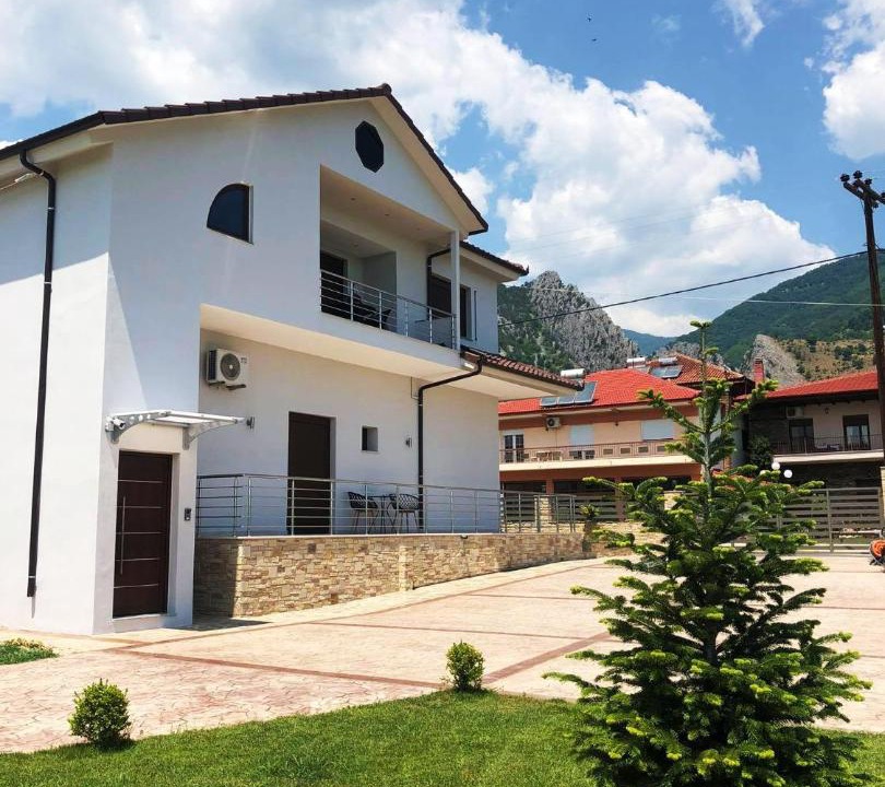 Photo of Buildings in Loutraki
