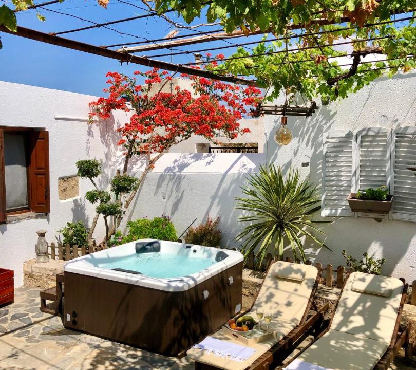 Photo of Others in Old Hersonissos