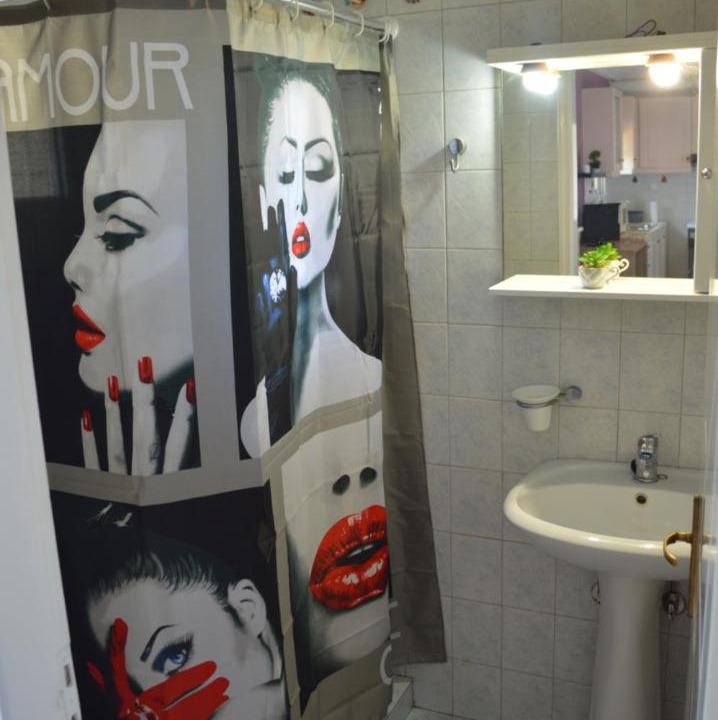 Photo of Bathroom in Aigio