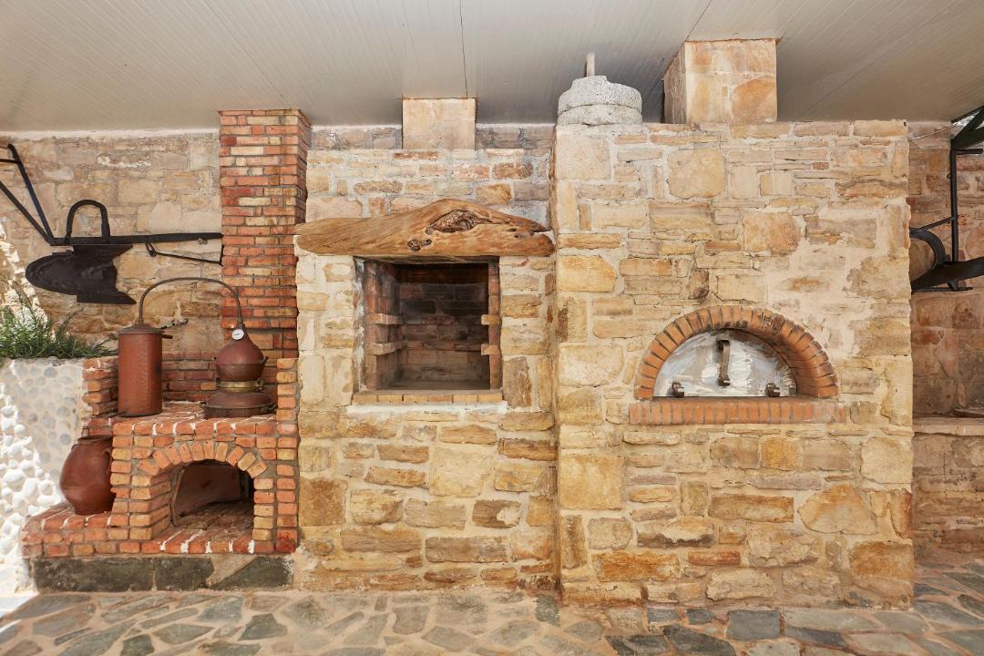 Photo of Others in Orne