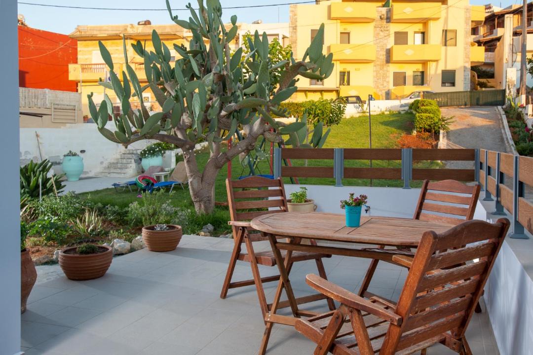 Photo of Patio Balcony in Kokkini Chani