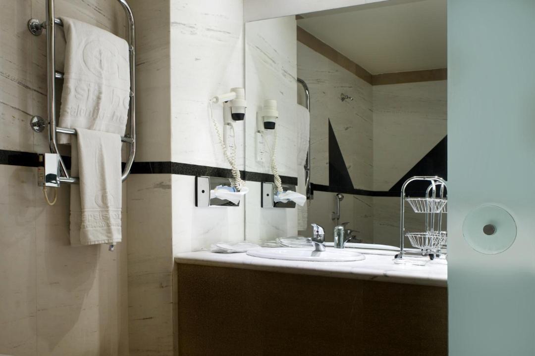 Photo of Bathroom in Vardaris