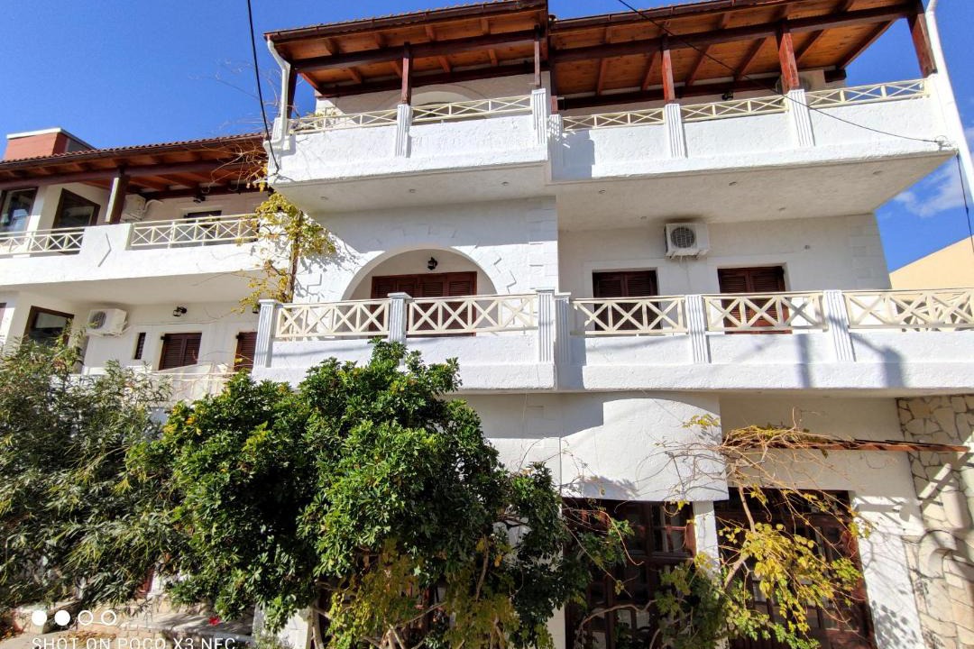 Photo of Buildings in Zaros