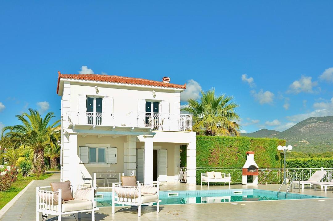 Photo of Others in Karavados