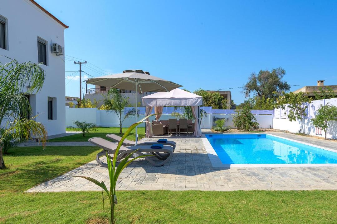 Photo of Outdoor in Ixia