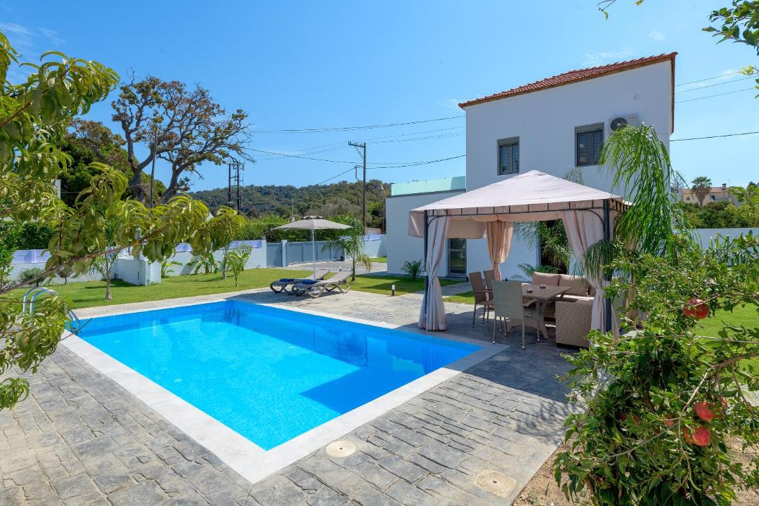 Photo of Outdoor in Ixia